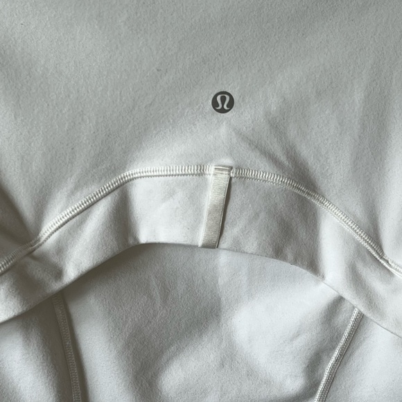 Lululemon women's white jacket - Picture 6 of 11
